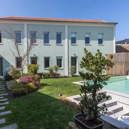 House By Shi Leça da Palmeira